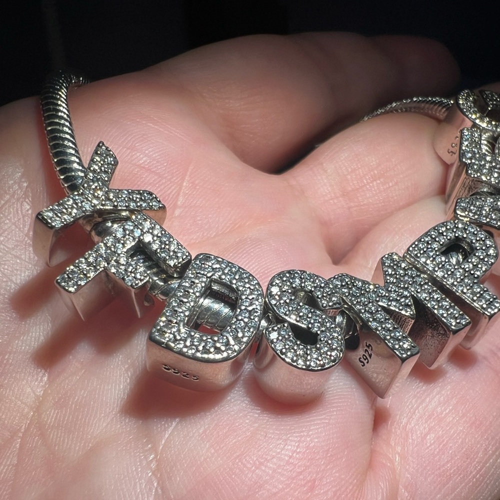 Letter F Charm - Picture 9 of 11